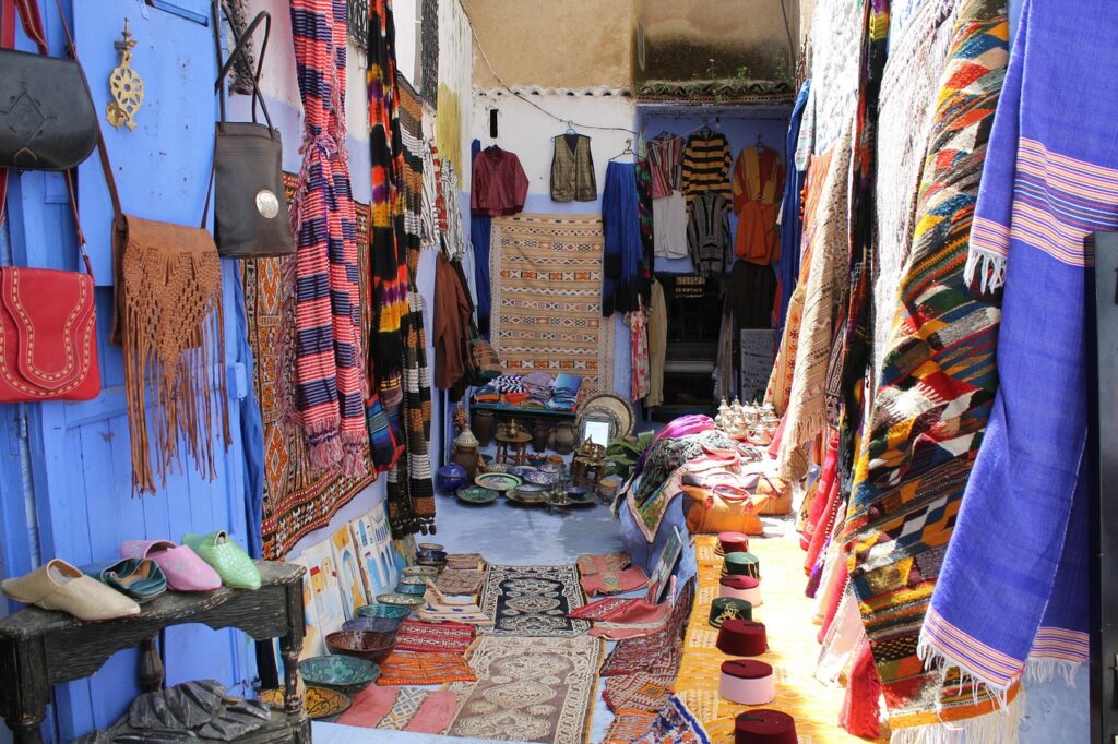 Que ramener du Maroc ? Le Maroc, terre de couleurs, de senteurs et de traditions, regorge de trésors artisanaux et de produits locaux